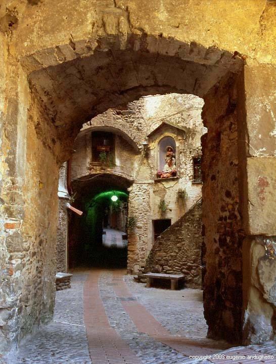 B&B Il Libro Verde Dolceacqua Esterno foto