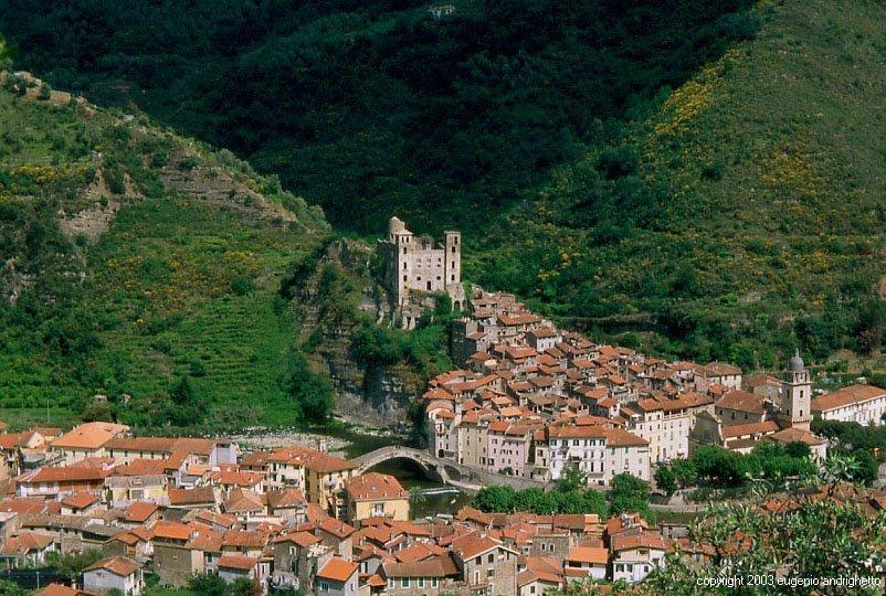B&B Il Libro Verde Dolceacqua Esterno foto